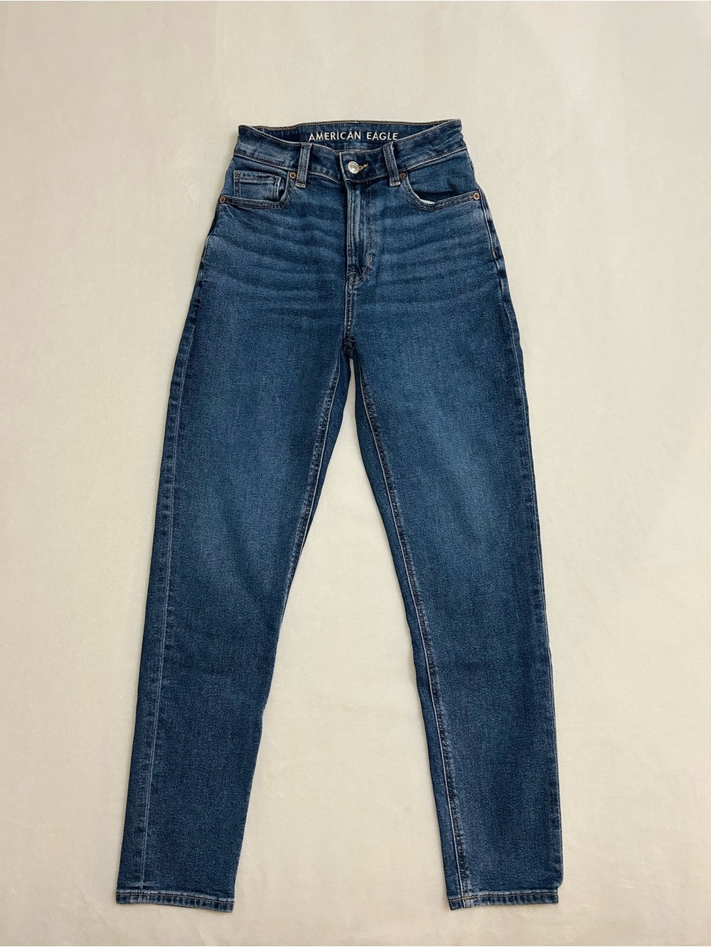American Eagle Straight Leg Mom Jeans